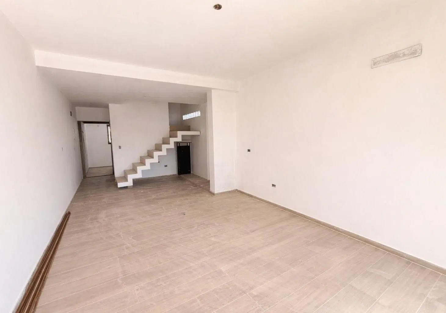Departamento tipo triplex de un dormitorio con terraza privada 3