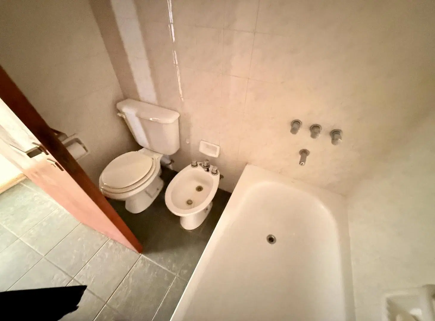 Departamento de un dormitorio con balcon en alquiler sobre av. 44 4