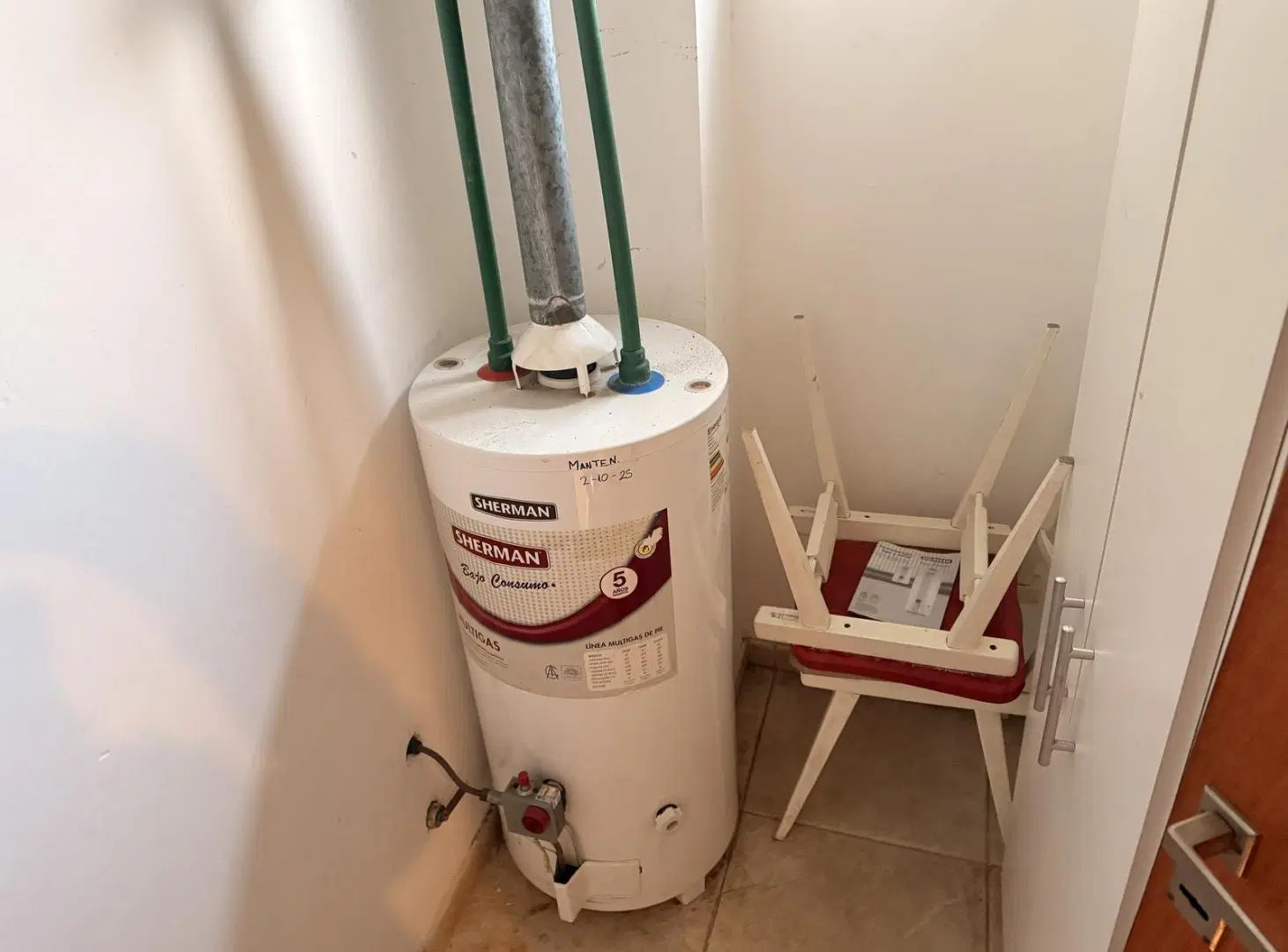 Departamento de un dormitorio con balcon en alquiler sobre av. 44 5