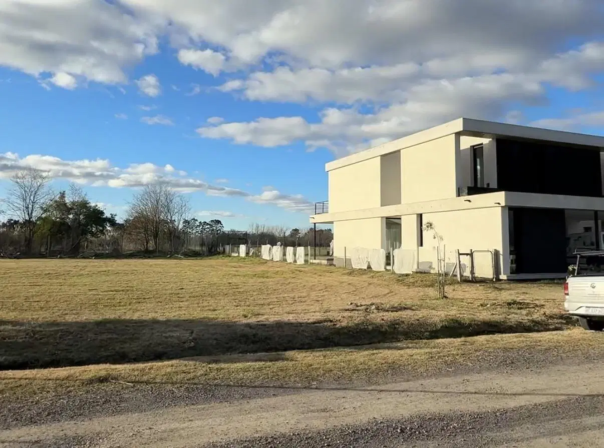 Terreno en venta en barrio cerrado Ribera - City Bell 3