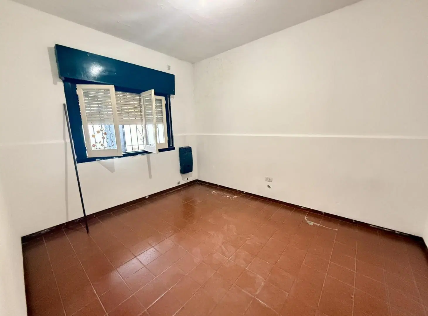Casa en alquiler de dos o tres dormitorios con parque 8
