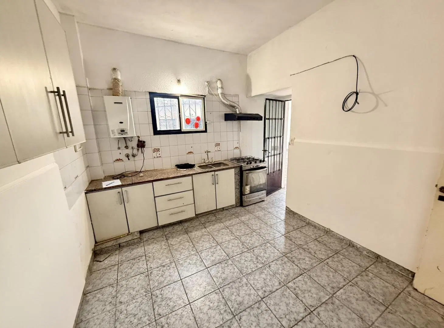 Casa en alquiler de dos o tres dormitorios con parque 2