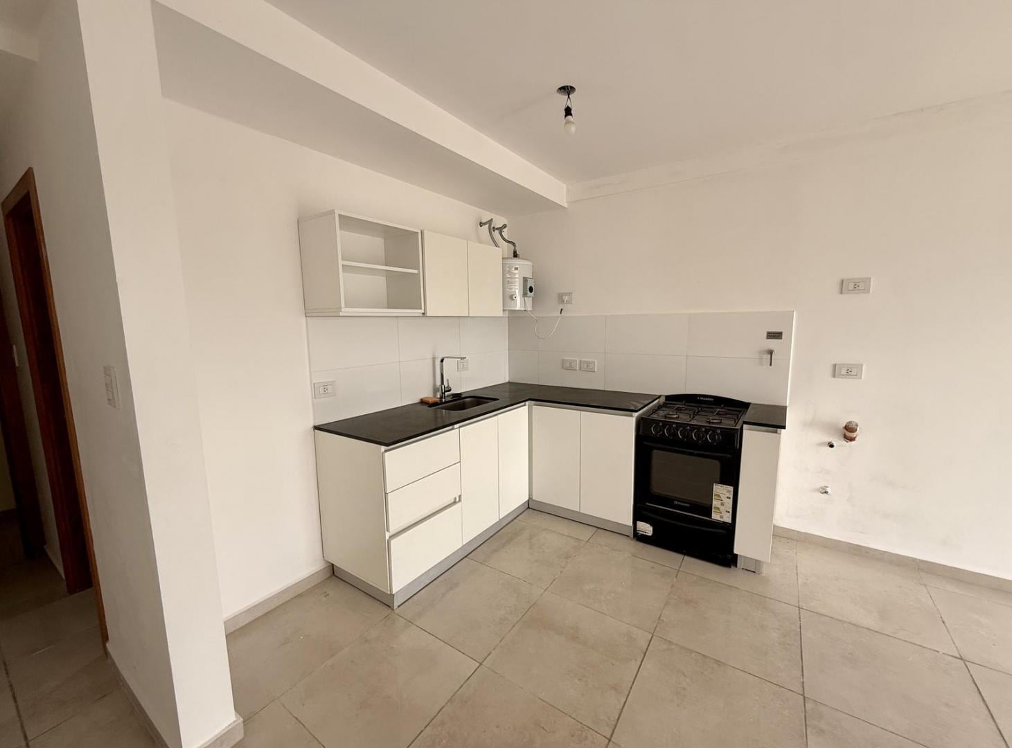 Foto de Departamento monoambiente centrico en alquiler, imagen 1