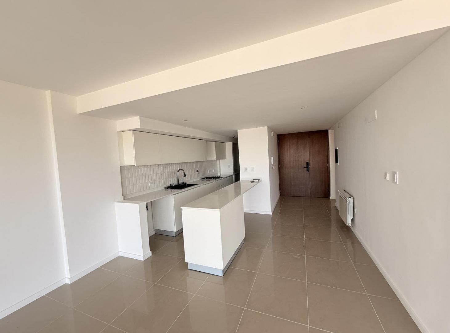 Foto de departamento semi piso de categoria en La Plata dos dormitorios con, imagen 4