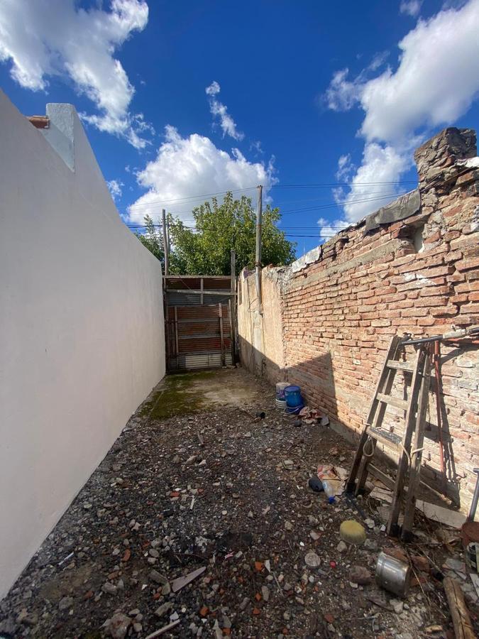 Foto de LOTE EN VENTA EN LOS HORNOS CON CASA A DEMOLER/REFACCIONAR, imagen 5