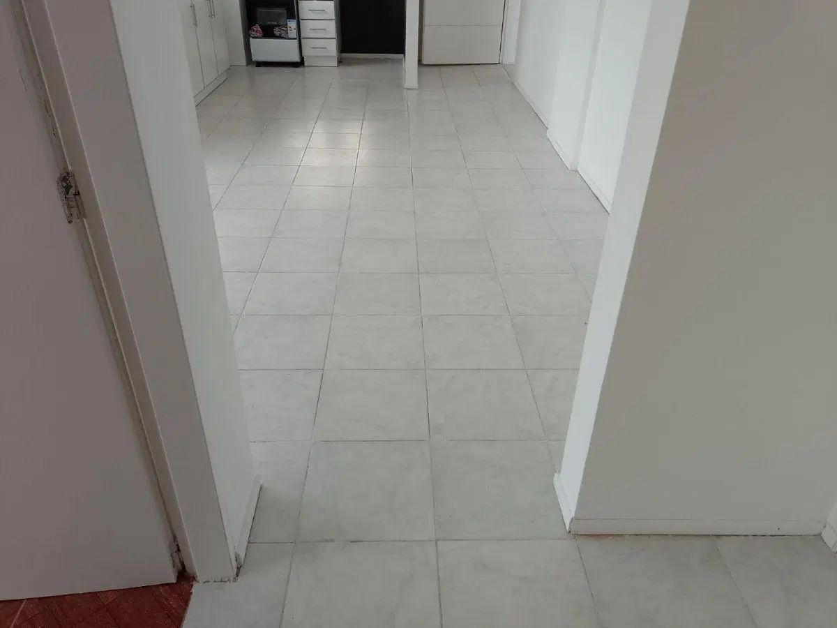 Dos Ambientes por Escalera con Espacio Guardacoche 3