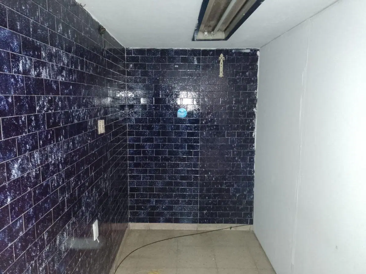 Local en Alquiler | Alsina 517 Avellaneda | Excelente Ubicación Comercial 2