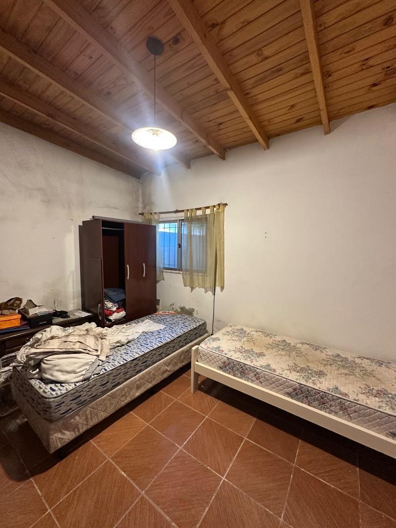 Venta Casa 3 Ambientes Merlo Fondo Libre 4