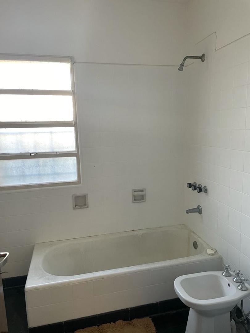Casa en Venta en Merlo Centro 2