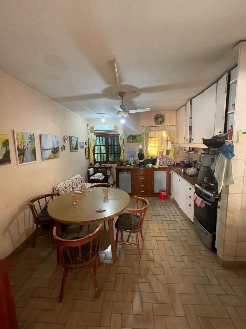 Casa a La Venta Sobre Av 25 de Mayo 5