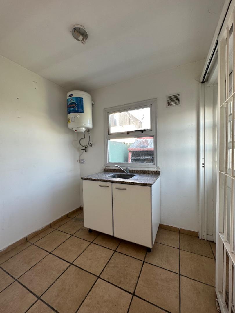 Venta Departamento Merlo 2 Amb con Cochera 1