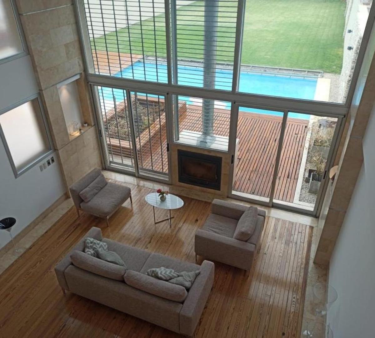 Venta - Casa Merlo 1