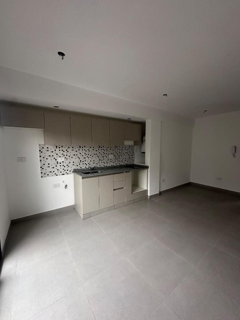 Venta Departamento 2 Ambientes Merlo 4
