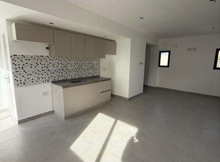 VENTA DEPARTAMENTO 3 AMBIENTES MERLO 5