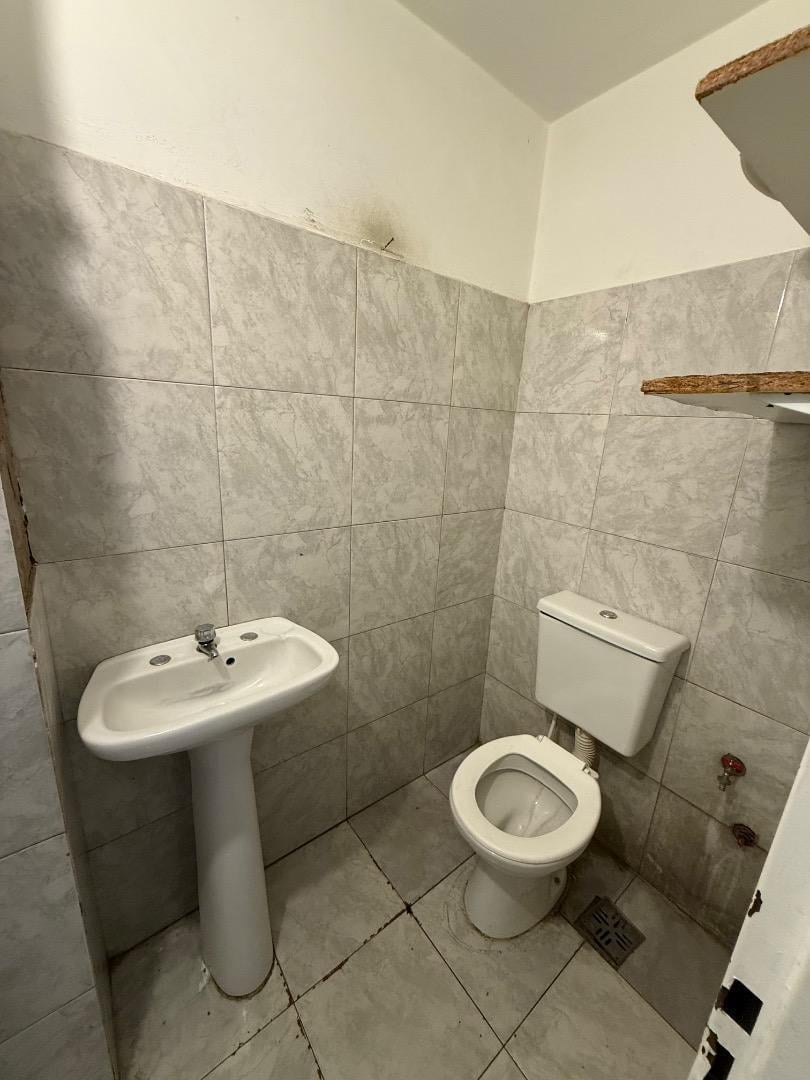 Foto de ALQUILER LOCAL COMERCIAL SOBRE AV LIBERTADOR MERLO, imagen 4