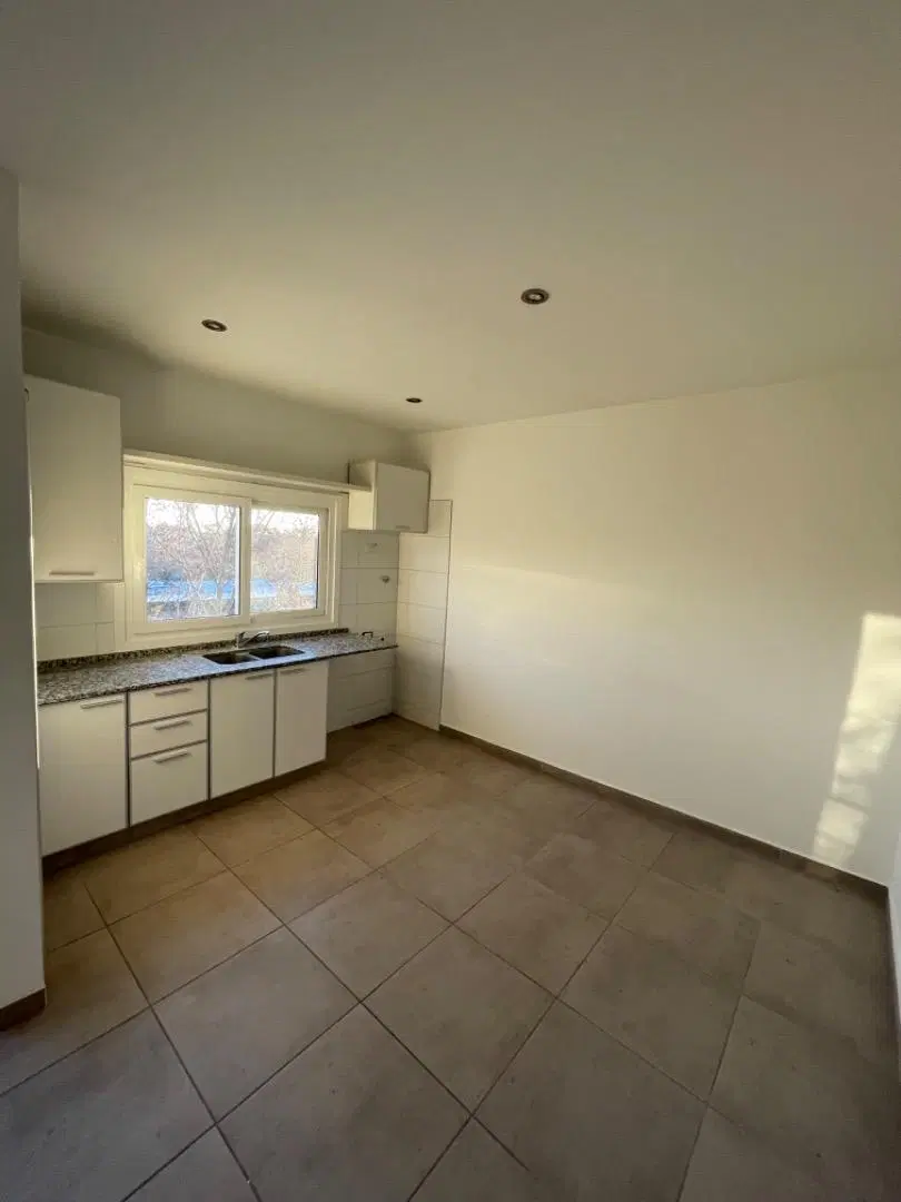 Departamento 2 Amb en venta en Merlo centro 4