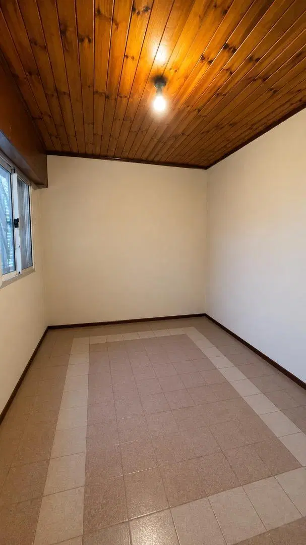 CASA EN VENTA - MERLO CENTRO 4
