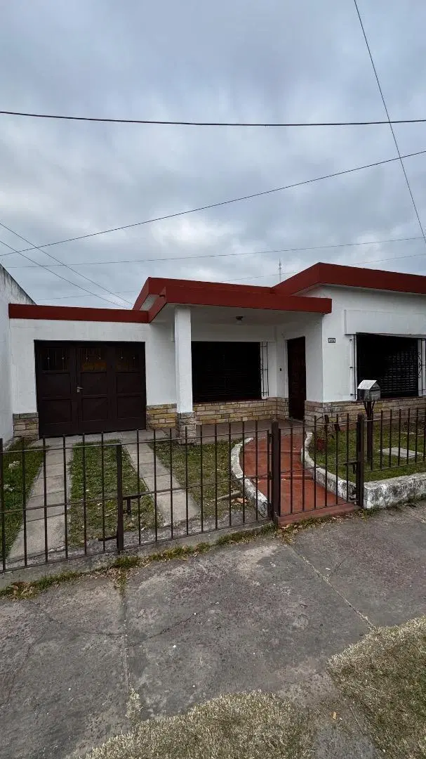 CASA EN VENTA - MERLO NORTE 1