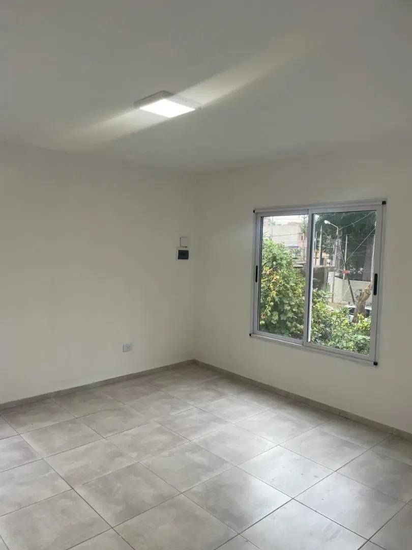 Dpto en primer piso en venta a estrenar en merlo 3