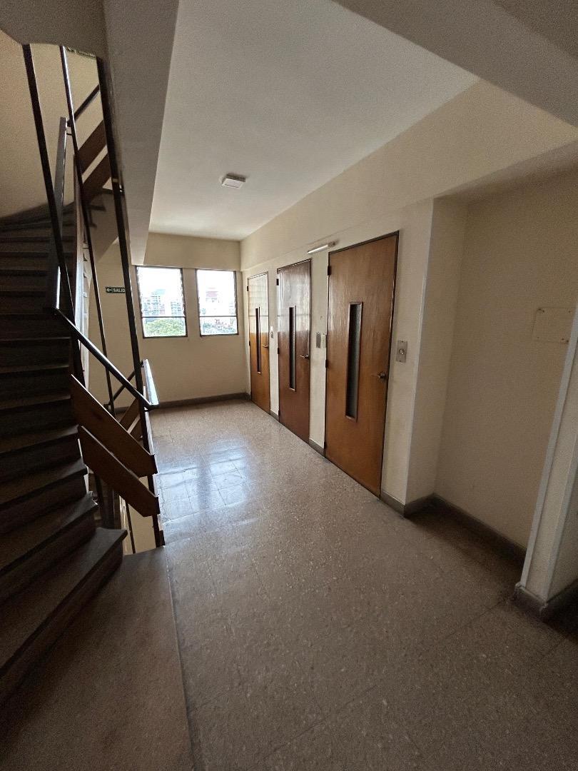Foto de Departamento 3 ambientes en Venta en CABA, imagen 2