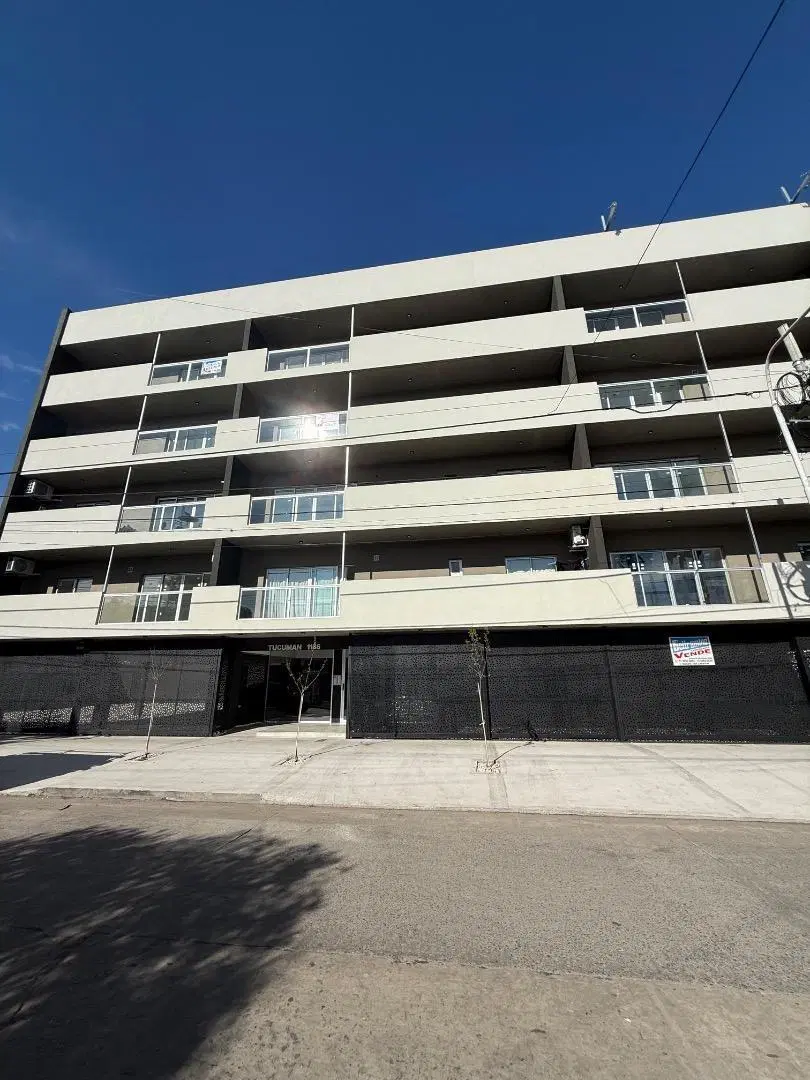 VENTA DEPARTAMENTO 2 AMBIENTES A ESTRENAR CON COCHERA 3