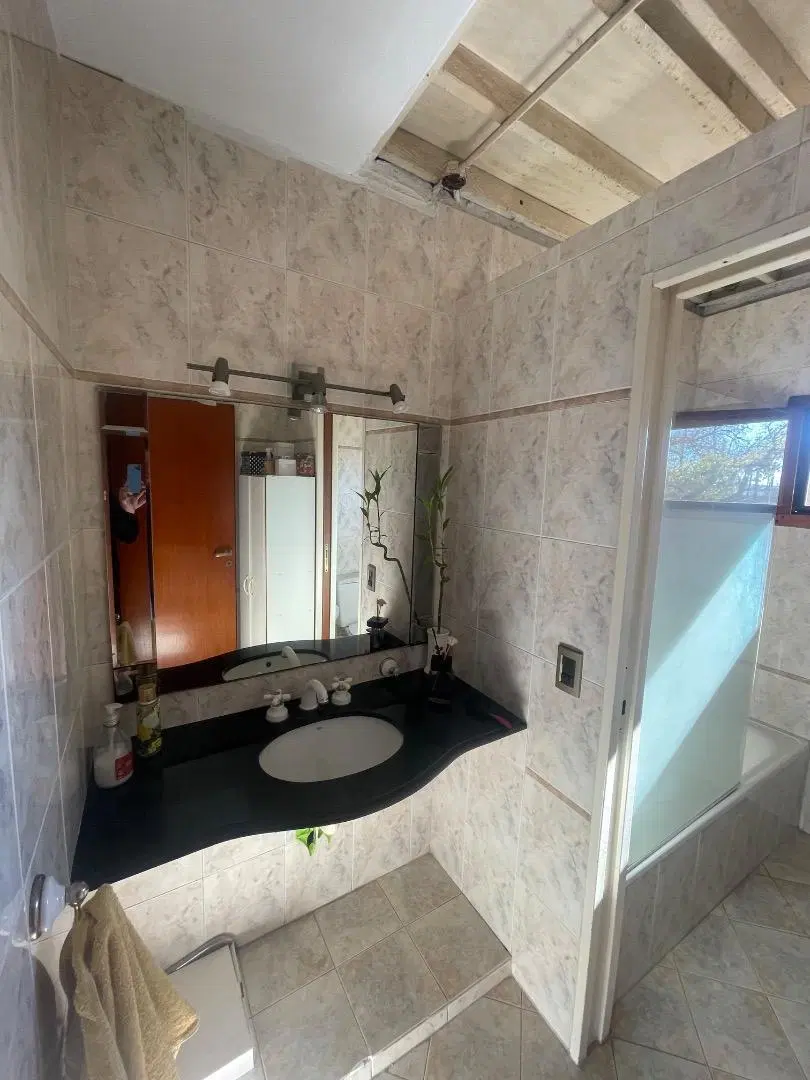Casa 6 ambientes en Venta en Merlo 5
