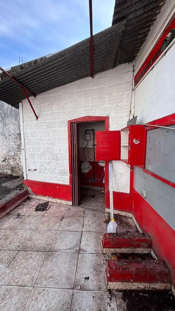 LOCAL COMERCIAL EN ALQUILER - MERLO CENTRO 4