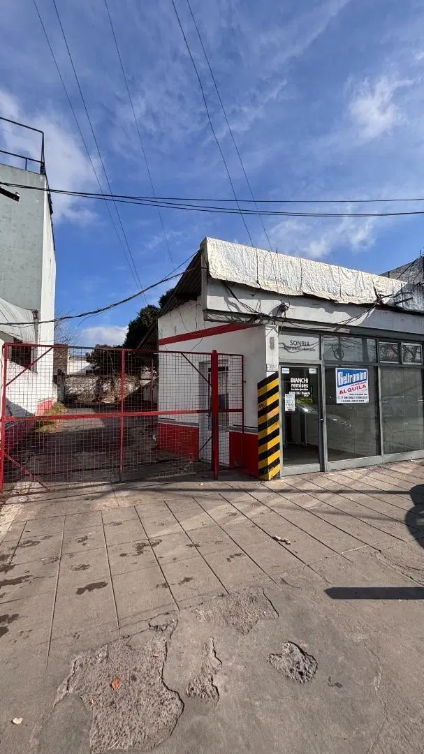 LOCAL COMERCIAL EN ALQUILER - MERLO CENTRO 5