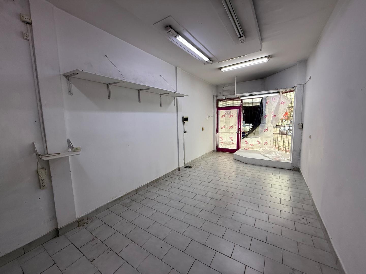 Foto de ALQUILER LOCAL COMERCIAL MERLO, imagen 1