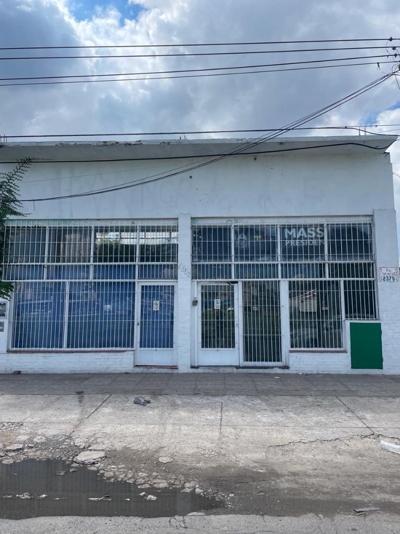 Foto de Galpón en venta en Merlo norte a metros de la estacion, imagen 1
