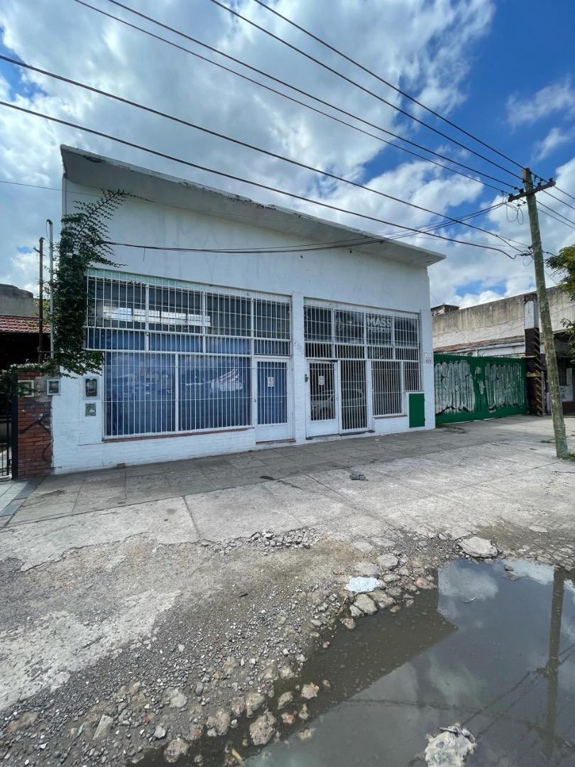 Foto de Galpón en venta en Merlo norte a metros de la estacion, imagen 2