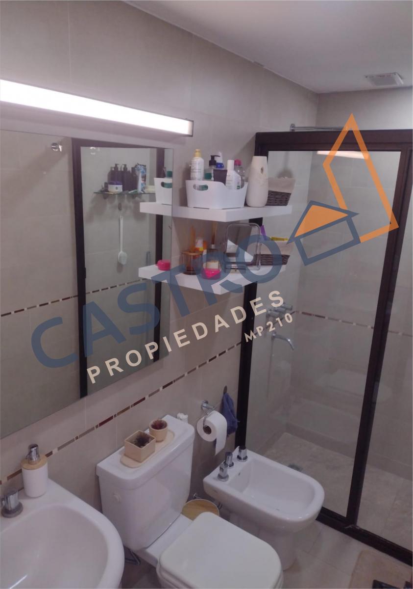 En Venta Departamento de 1 Dormitorio en Macrocentro (Pueyrredon y Aniceto) 4