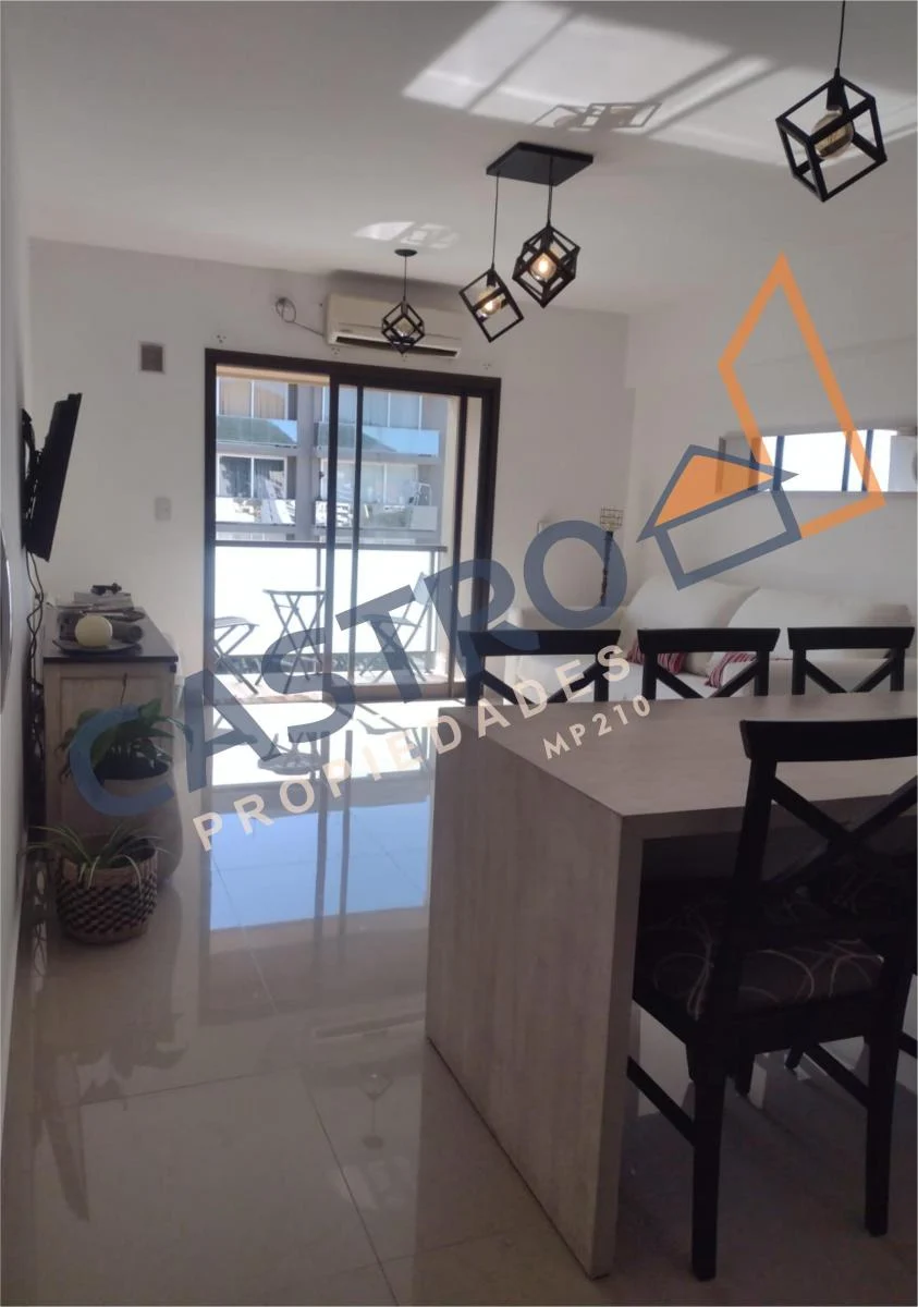 En Venta Departamento de 1 Dormitorio en Macrocentro (Pueyrredon y Aniceto) 5