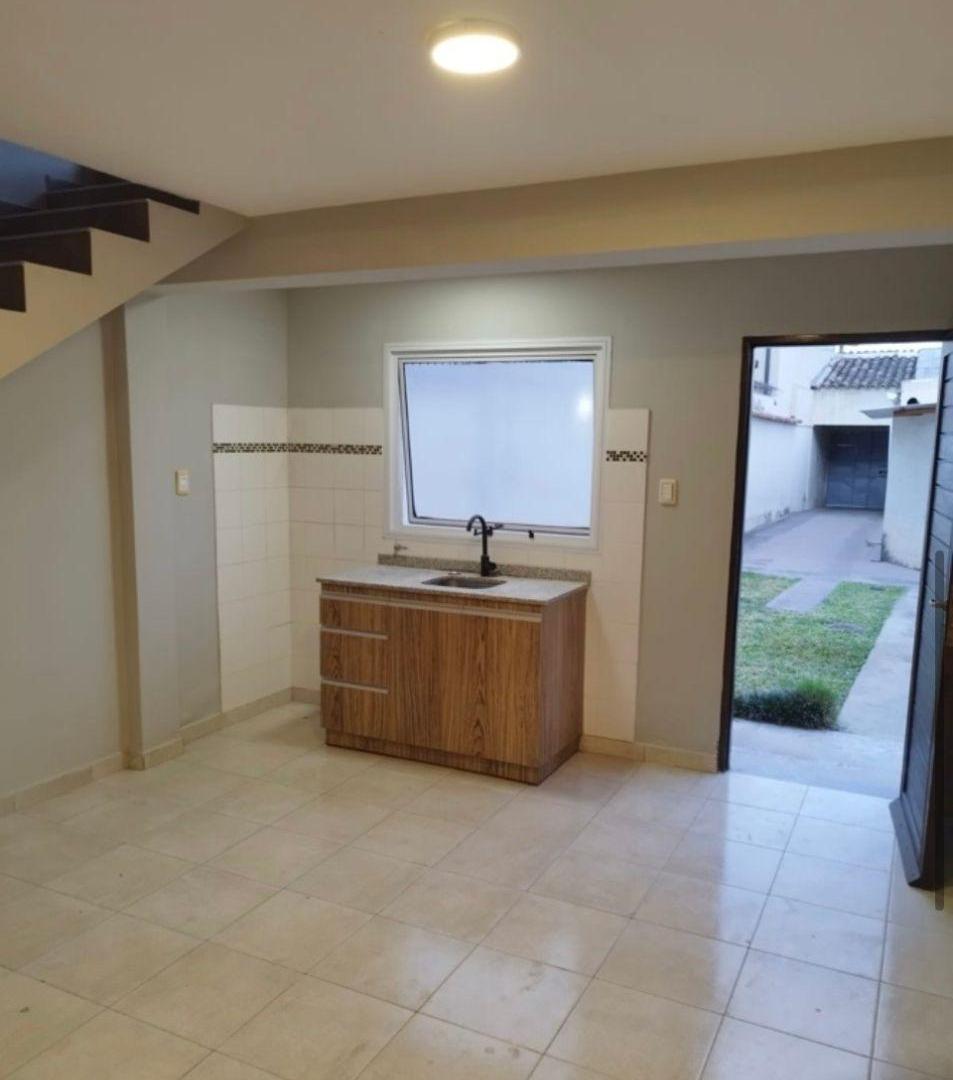 Foto de Alquilo en Balcarce 1300 Departamento de un Dormitorio , 1 baño en, imagen 2