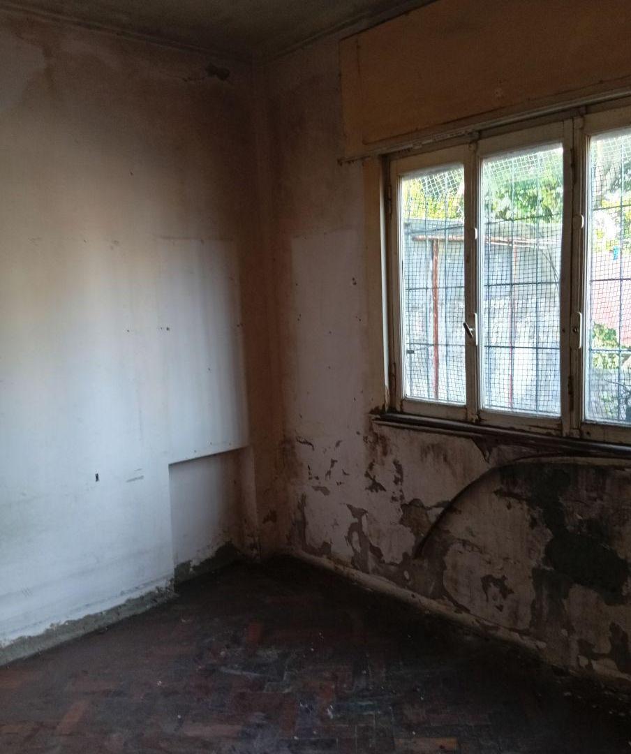 Foto de PH a reciclar de 36m² con 1 dormitorio en venta en Flores., patio de 6, imagen 2