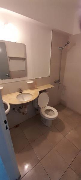 Se Vende: Departamento en Calle San Luis 251, en Pleno Centro de Mendoza. 3
