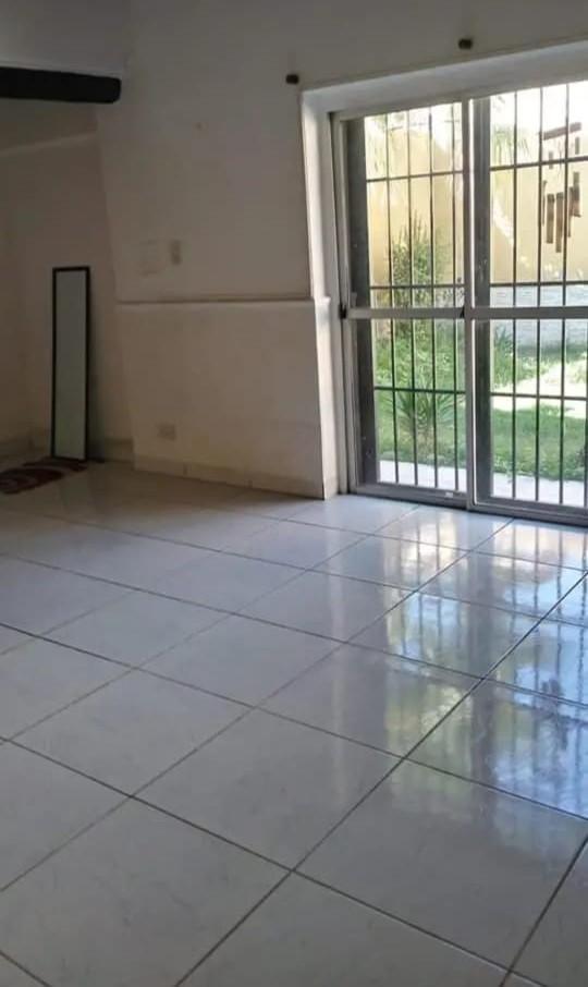 ¡Oportunidad! Se Vende Casa en Calle Jujuy, Ciudad de Mendoza. 1