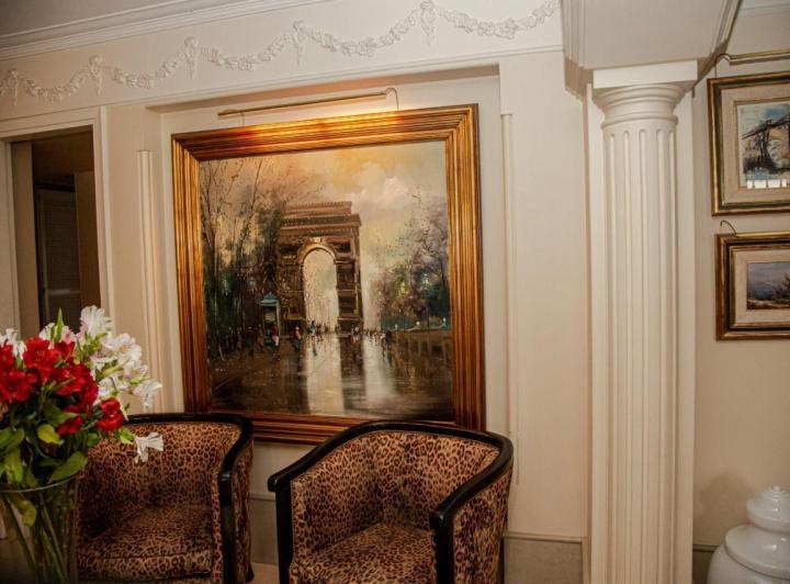 Se vende hermosa y elegante casa ubicada en Las Compuertas, Lujan de Cuyo. 3