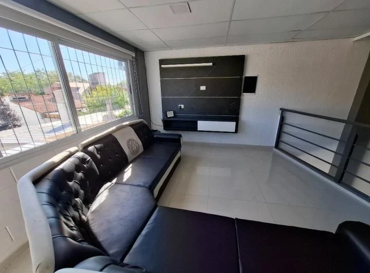 ¡Alquiler de Local Comercial!! Ubicado en Bandera de los Andes 6100, Guaymallen. 4