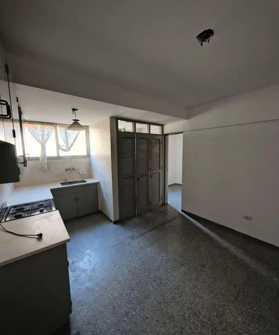 Departamento 3 Dormitorios + Dependencia | Ubicación estratégica: Rivadavia 536, 4