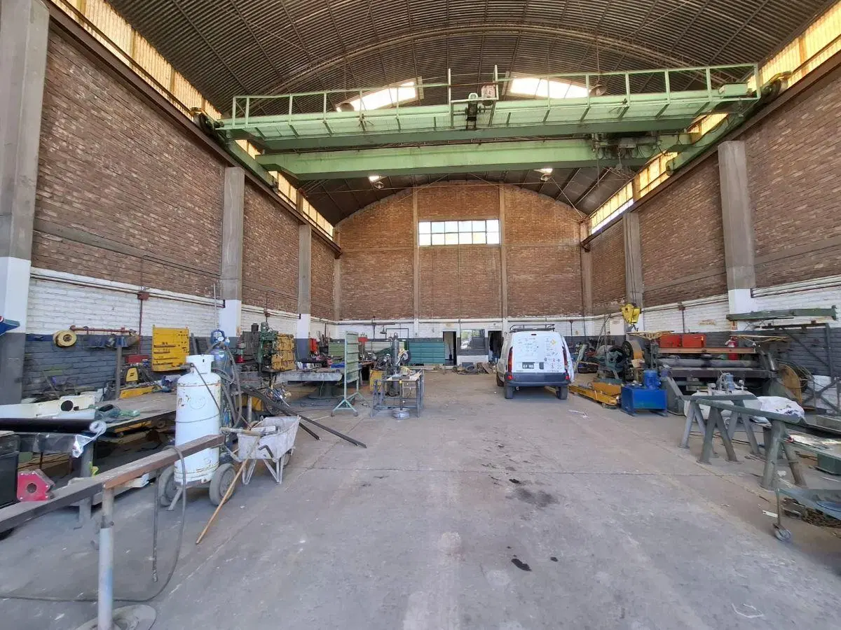 ¡Oportunidad! Se alquila galpón de 500 m2 en calle Mexico, Dorrego, Mendoza. 1