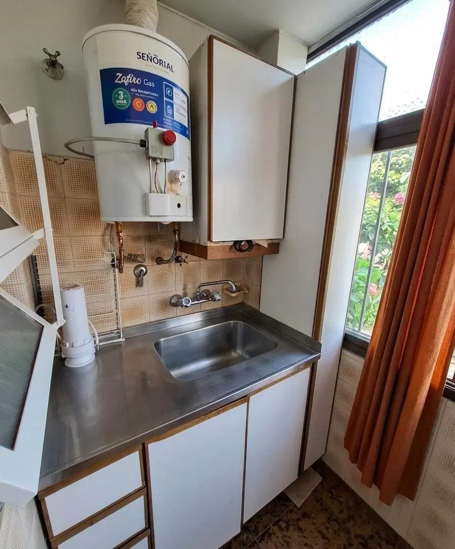 Departamento en alquiler, ubicado en Santa Fe y Videla Castillo, 4ta sección, Ciudad de Mendoza. 3