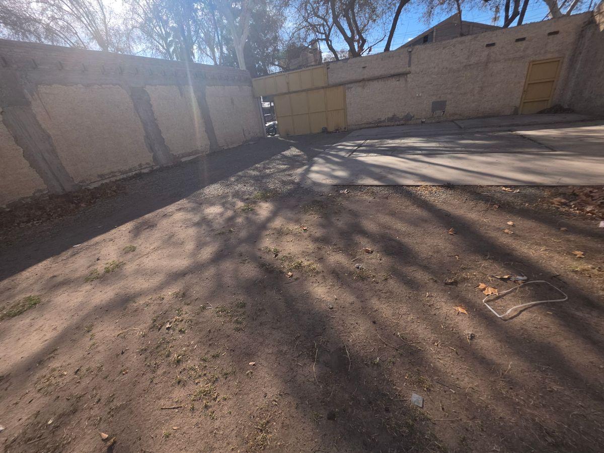 Foto de Alquiler de Galpón Comercial en Ciudad de Mendoza., imagen 3