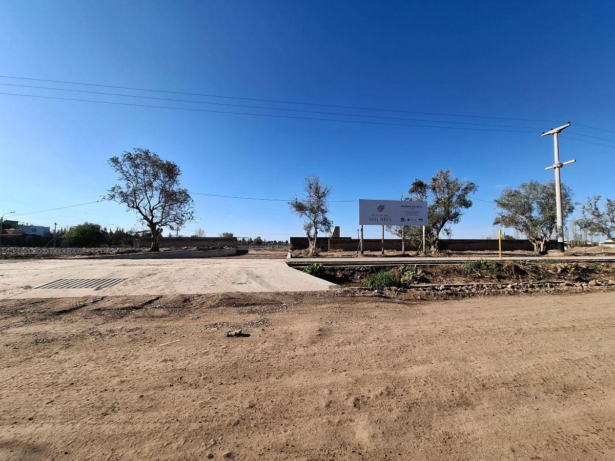 Foto de Se vende lote ubicado en el B° privado de Acacias de Malabia, cerca de, imagen 1