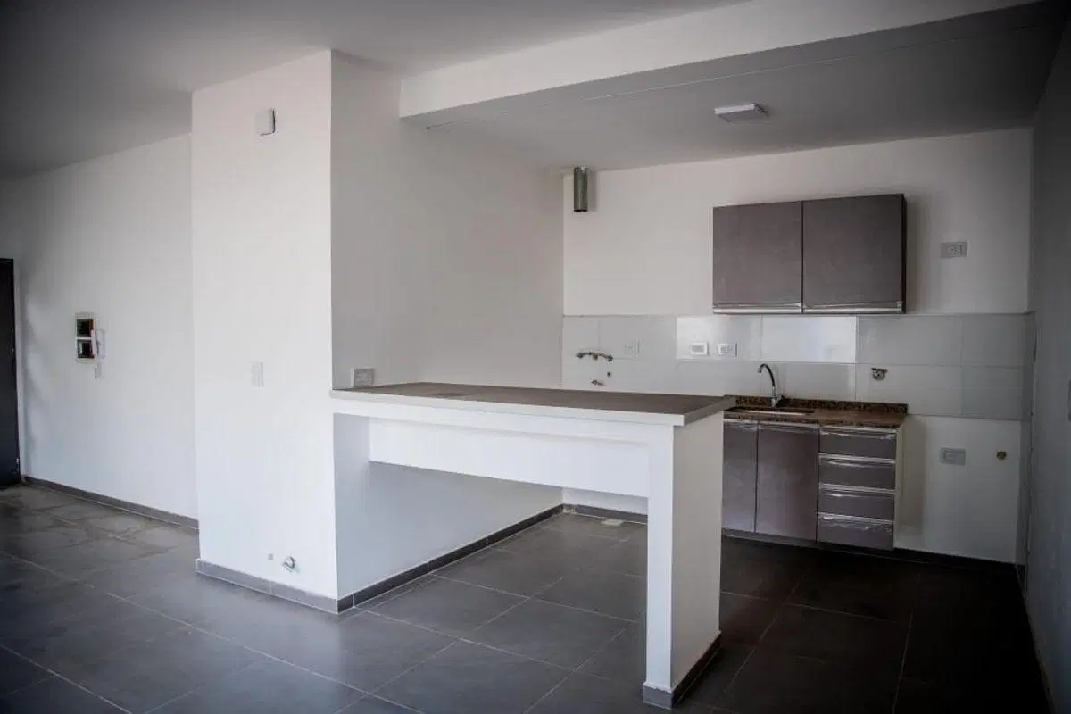 VENTA DUPLEX EN HOUSING CUESTA PLAZA - TRES DORMITORIOS- USD 130.000 4