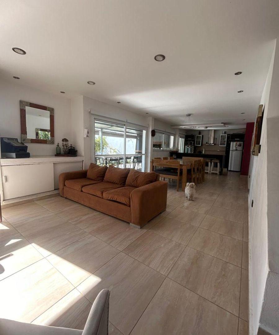OPORTUNIDAD VENTA CASA VALLE ESCONDIDO, 3 DORMITORIOS.