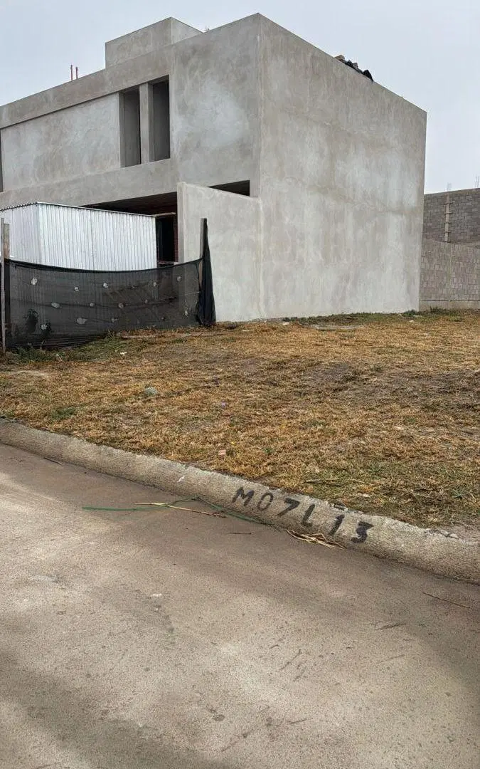 LOTE APTO DÚPLEX EN DOCTA – GRAN OPORTUNIDAD DE INVERSIÓN - USD 59.000 2
