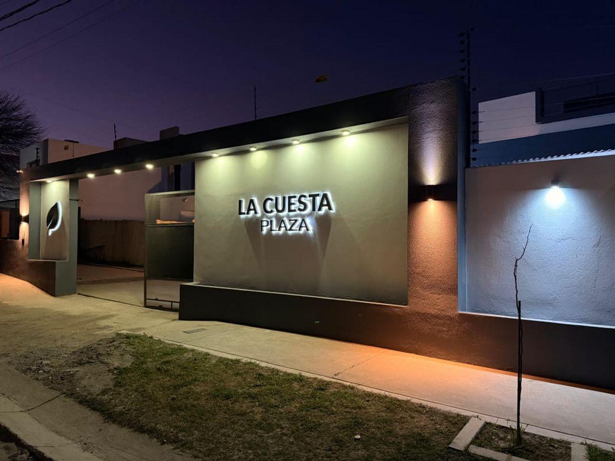 Foto de Venta Duplex en Housing Cuesta Plaza – Tres Dorm. – Usd 140.000, imagen 1