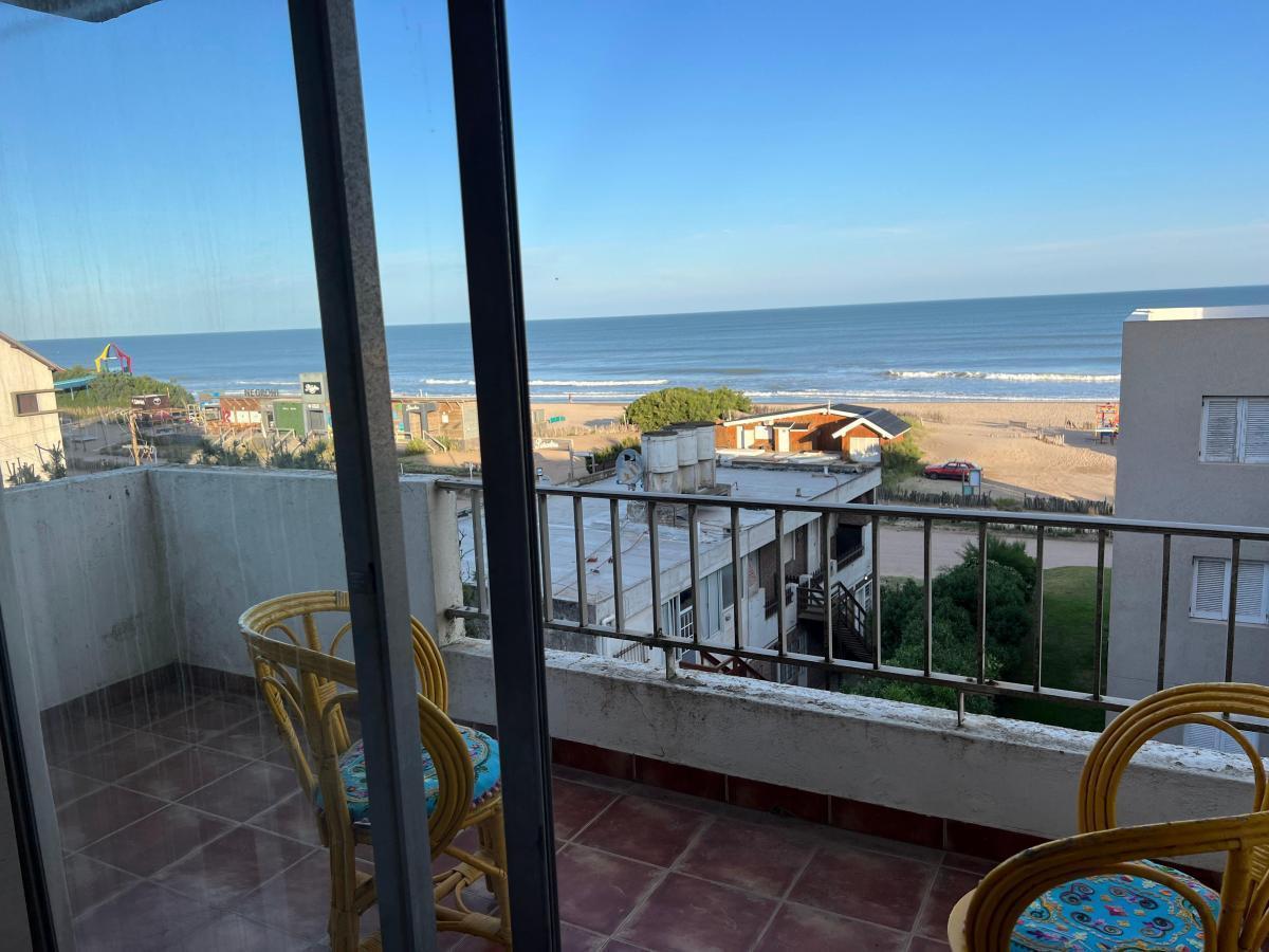 Alquiler departamento en Pinamar a 20 metros de la playa