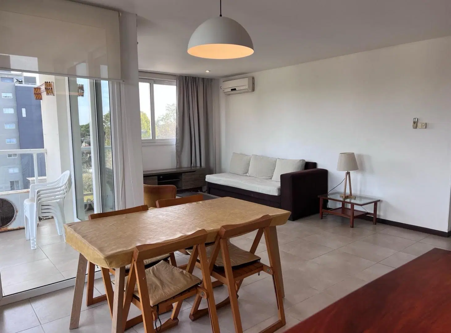 Alquiler Anual Pinamar - 2 Ambientes - 67m² - Losa Radiante - Amenities - Cochera cubierta. 2